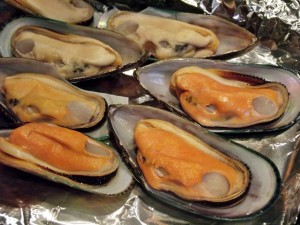 How to Clean Mussels Safely and Surely