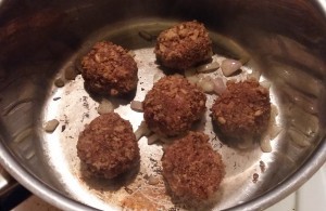 Saucy Spicy Meatballs-Pan