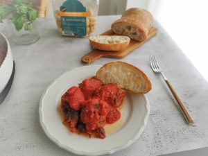 meatballs in tomato sauce